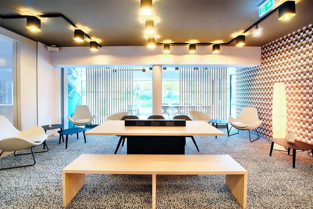 B&B Hotel Ravensburg Seengen 레스토랑 사진